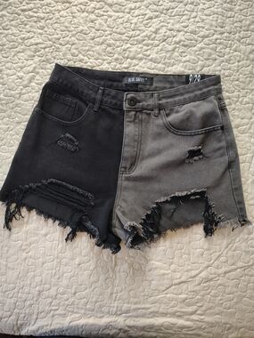 Blue Savvy Two-Tone Distressed Denim Shorts in Black/Gray